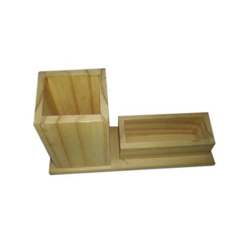 Polished Wooden Pen Stand