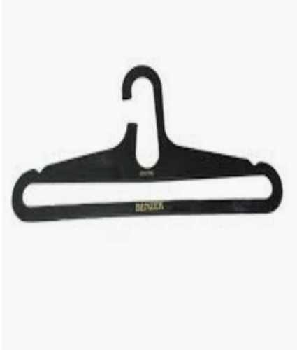 Black Plastic Hangers For Hanging Clothes