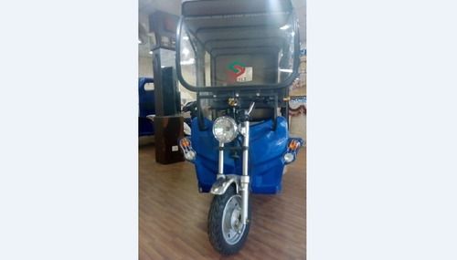 Battery Operated Electric Semi Elevated Rickshaw