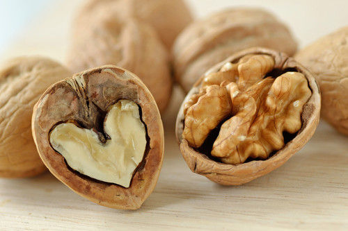 Natural Dried Raw Walnuts