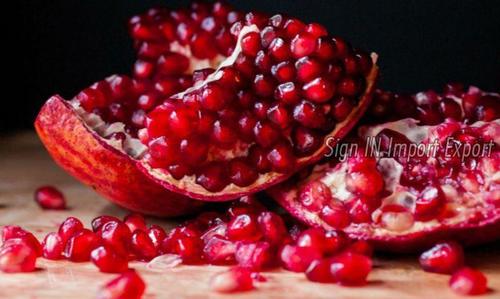 Delicious Taste Natural Fresh Pomegrante