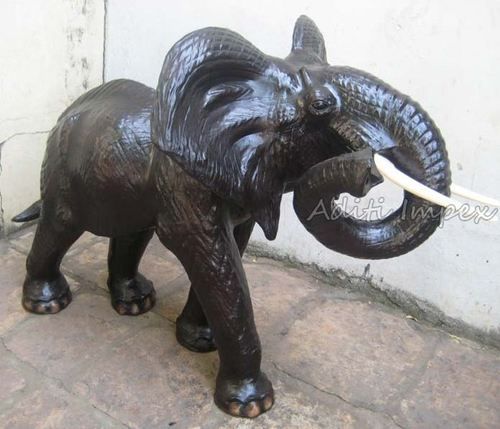  हस्तनिर्मित चमड़े की हाथी मूर्तिकला