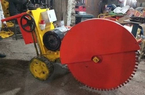 User Friendly And Portable Concrete Cutting Machine