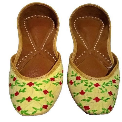 "Pagarkhi" Spring Blossom Designer Handmade Leather Jutti