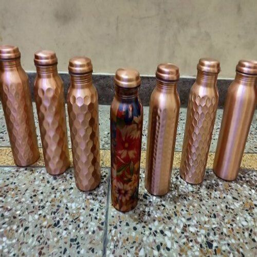 Designer Copper Water Bottle Capacity: 500 Ml - 1 Liter/Day