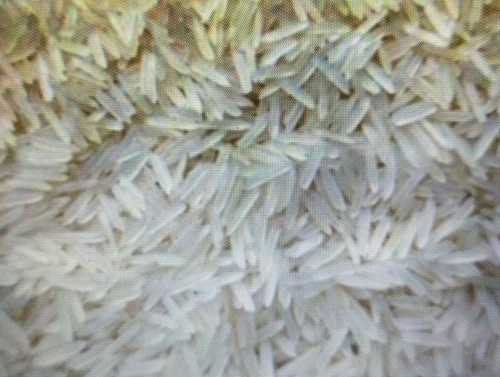 सफेद अत्यधिक पौष्टिक सेला बासमती चावल