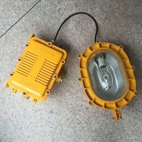 Yellow Explosion Proof Floodlight Bfc 8120 Platform Lighting Fixtures