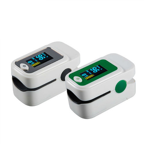 Low-Voltage Indication Fingertip Pulse Oximeter