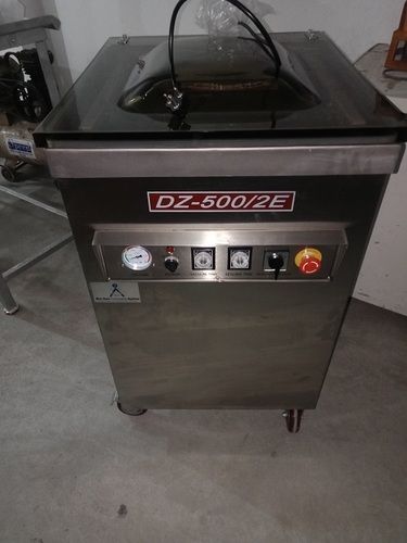 Silver Four Wheeled Base Dz500-2E Vacuum Sealer Machine