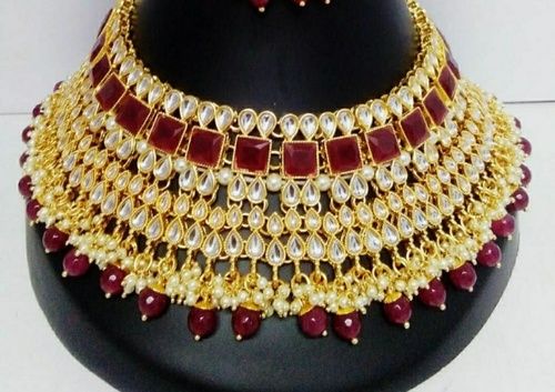 Elegant Design Kundan Necklace Gender: Women