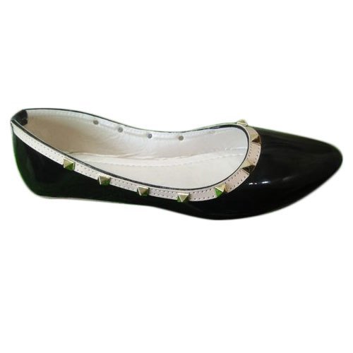 Ladies Flat Belly Shoes - Color: Black