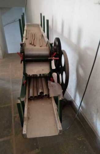 Semi Automatic Noodle Machine Capacity: 180 Kg/Hr