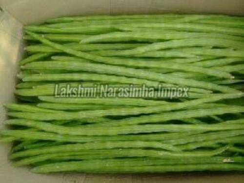 Fresh Green Drumsticks For Cooking Preserving Compound: Cool And Dry Place