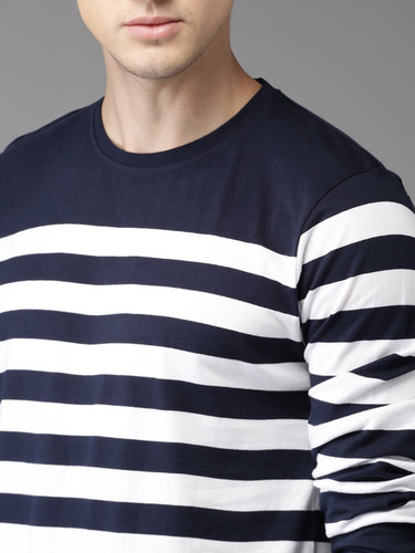 navy blue striped t shirt