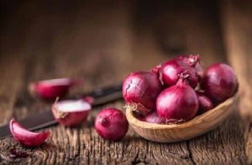 fresh red onion