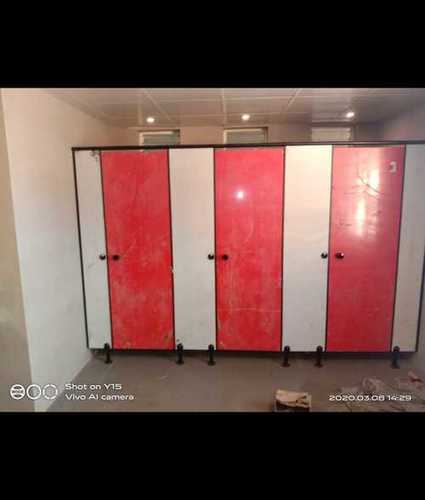 Modern Modular Toilet Cubicle Size: 6*6 Feet