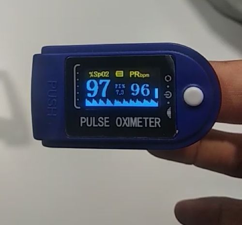 Digital Fingertip Pulse Oximeter Dimension(L*W*H): 2.4 X 1.4 X 1.5 Cm  Centimeter (Cm)