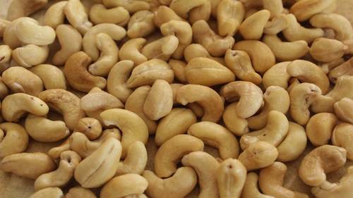 White Color Organic Whole Cashew Nuts