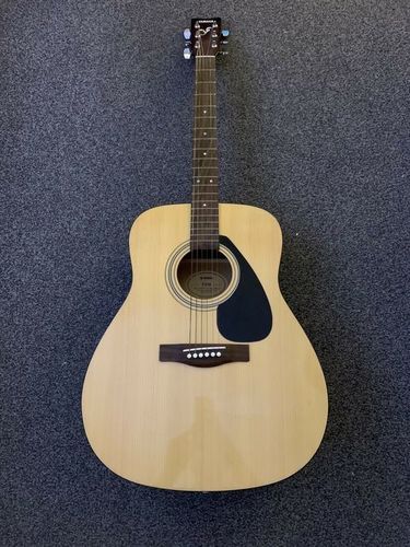 Brand New F310 Acoustic Guitar (Yamaha) Application: Concert