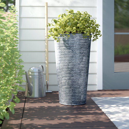 Zinc Planter For Garden Use Use: Flower Pots