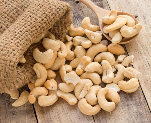 100% Dried Raw Cashew Nuts