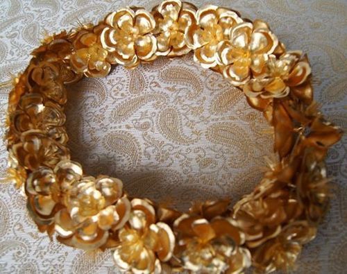 Golden Gold Leaf Big Blossom Flower Garland