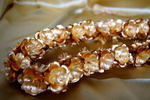 Golden Gold Leaf Blossom Flower Garland