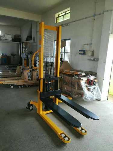 Industrial Electrical Hydraulic Stacker