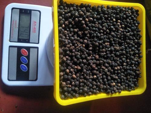 Whole Dried Black Pepper