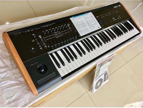 Black Korg Kronos Professional Arranger