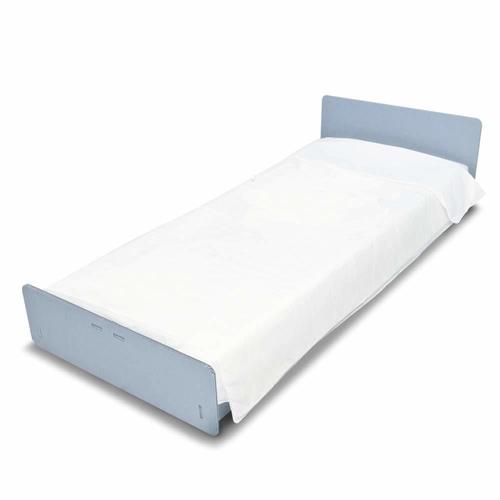 White Disposable Bed Sheet And Pillow Cover