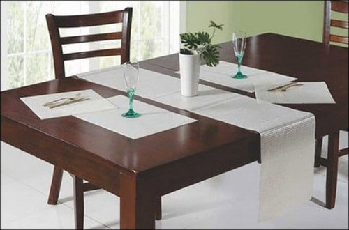 Cotton White Table Mats And Runner
