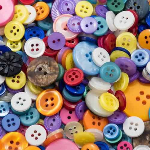 Various 2 Hole And Four Hole Garment Buttons