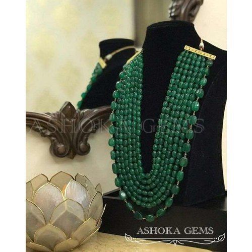 Ladies Multi Layer Emerald Necklace Gender: Women