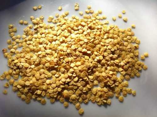 Light Yellow Dried And Cleaned Chilly Seeds