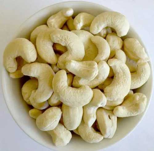 White Fresh And Dried Whole Cashew