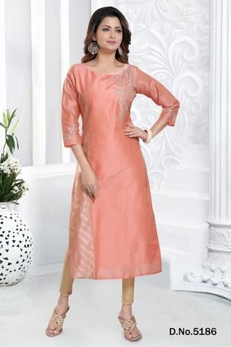 Various Colors Are Available Ladies Designer Brocade Mix Kurti