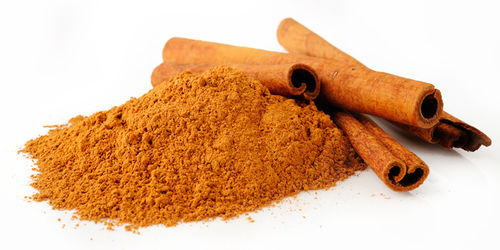 Yellow Pure Organic Cinnamon Powder