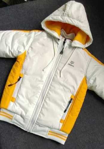 Full Sleeves Baby Jacket With Hood Age Group: 3-5