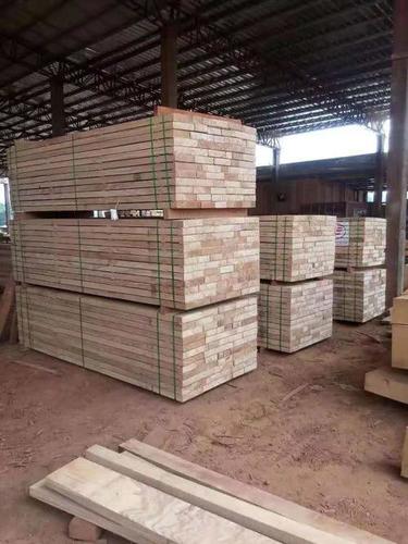 Durable Rough Sawn Pine Timber For Construction