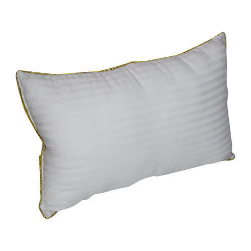 व्हाइट स्क्वायर स्लीप सिस्टम तकिया उपयोग: गर्दन