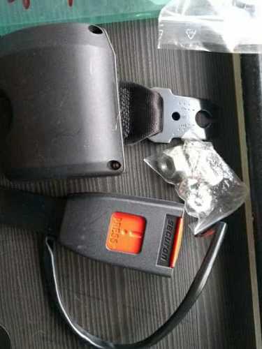 Fork Lift Safety Belt Dimension(L*W*H): 2X2X2 Inch (In)