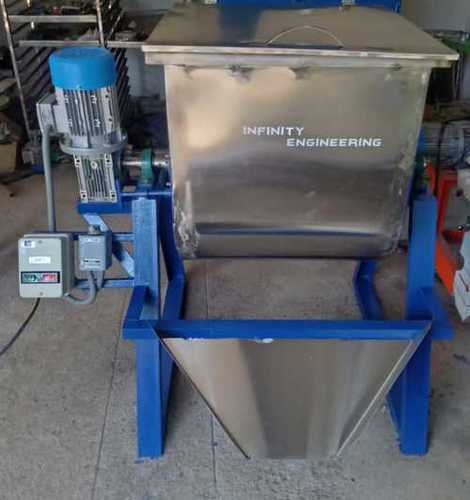 Semi-Automatic Semi Automatic Detergent Powder Mixer Blender Machine