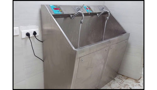 Stainless Steel Scrub Sink Application: Hospital