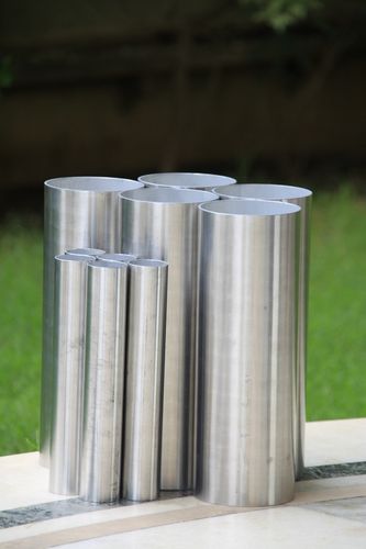 Silver Round Aluminium Jumbo Tubes