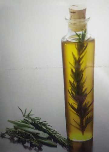 Herbal And Natural Hair Oil Gender: Female