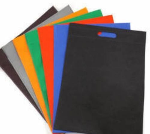 D Cut Mix Color 60 Gsm Non Woven Bag Size: 8 X 10 Inches