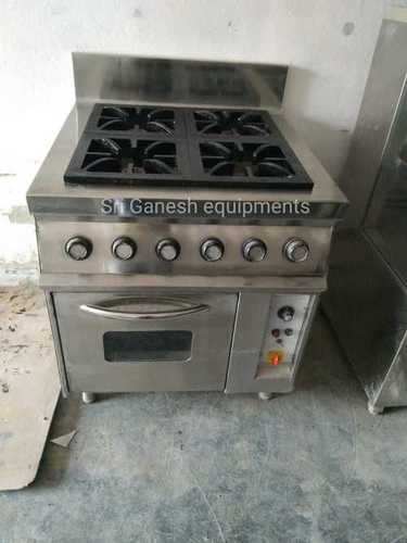 4 Burner With Pizza Oven