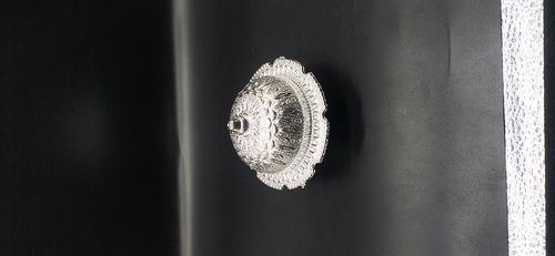 पैकेजिंग और सजावट के उद्देश्य के लिए सिल्वर कोटेड फाइबर बॉक्स