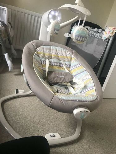 baby swivel swing